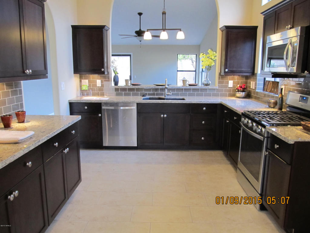1501 E Grimaldi Pl, Tucson, AZ 85737 photo 2