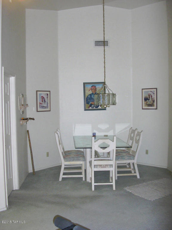 10664 E Barclay Park Loop, Tucson, AZ 85748 photo 5