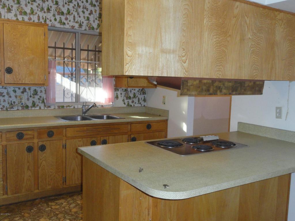 7433 Eli Dr, Tucson, AZ 85710 photo 7
