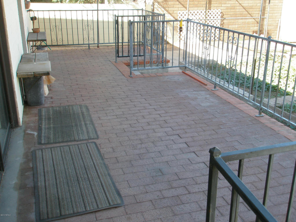 5719 E 3rd St, Tucson, AZ 85711 photo 9