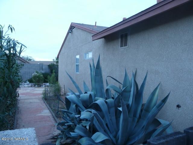 8836 Eagle Creek Dr, Tucson, AZ 85730 photo 5