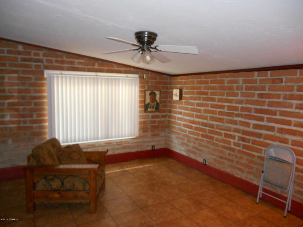 5716 E 4th St, Tucson, AZ 85711 photo 9