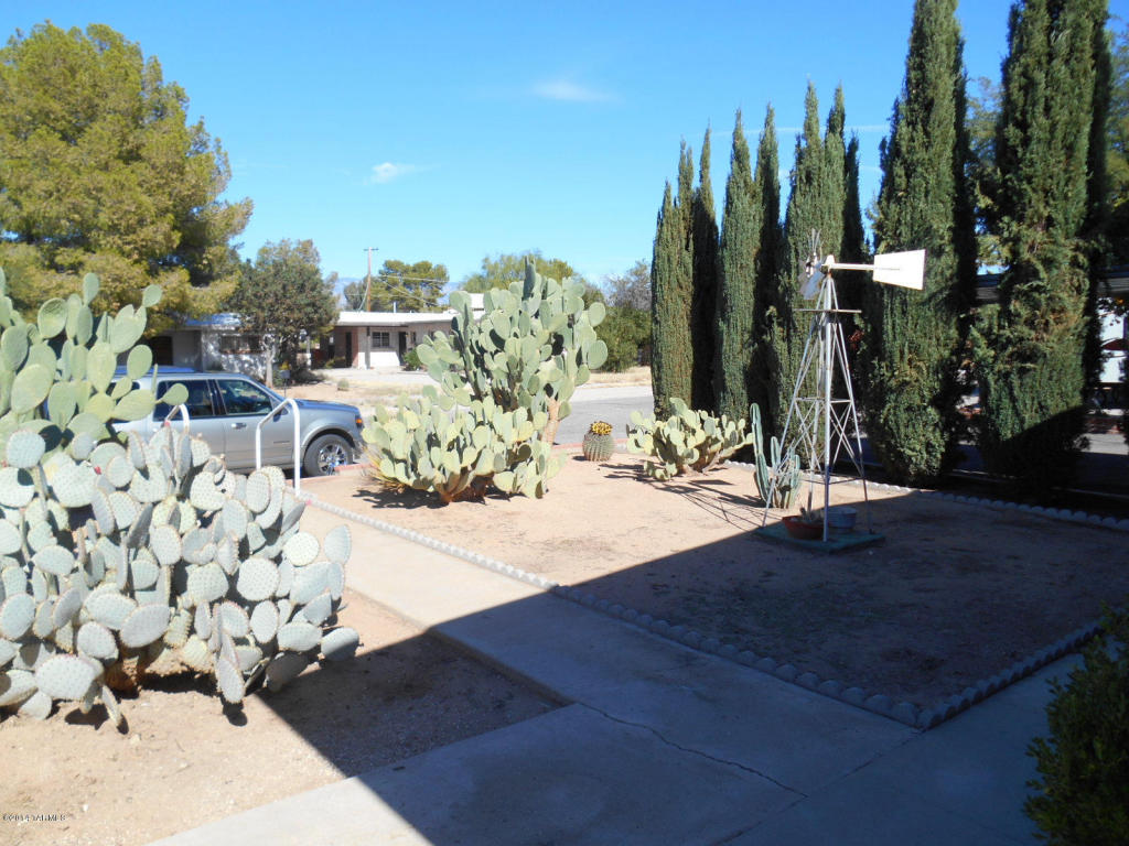 5716 E 4th St, Tucson, AZ 85711 photo 4