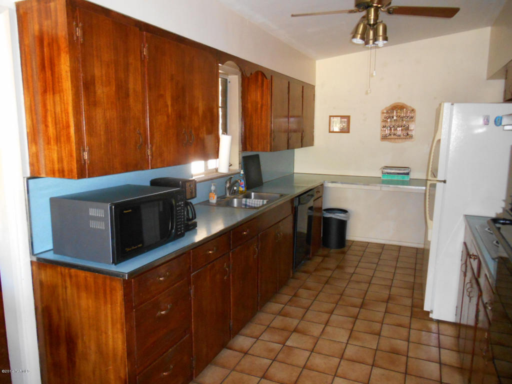 5716 E 4th St, Tucson, AZ 85711 photo 6
