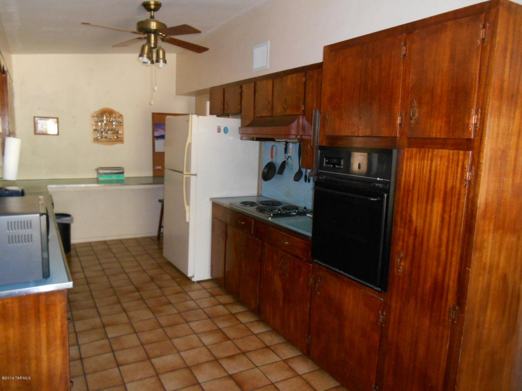 5716 E 4th St, Tucson, AZ 85711 photo 7
