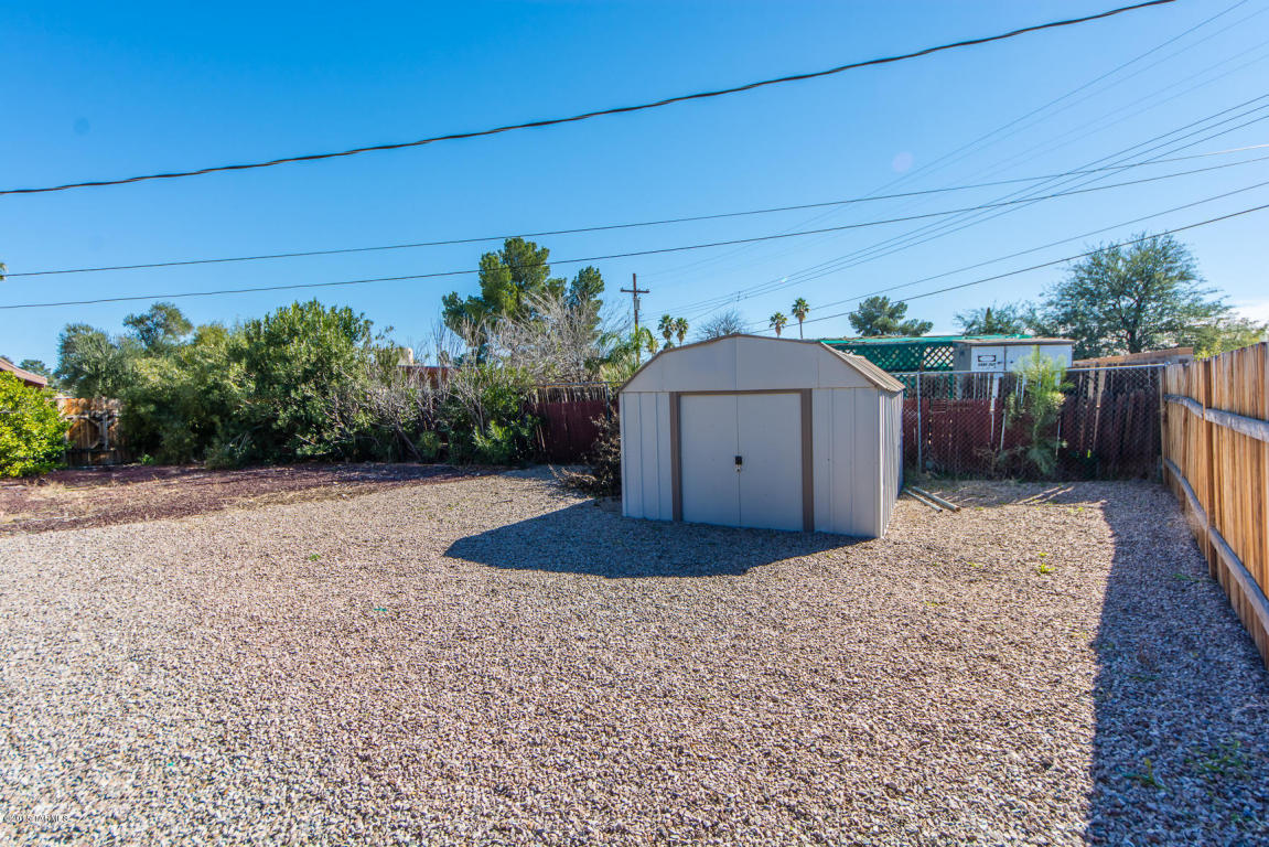 8026 E 18th Pl, Tucson, AZ 85710 photo 24