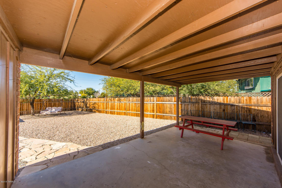 8026 E 18th Pl, Tucson, AZ 85710 photo 19