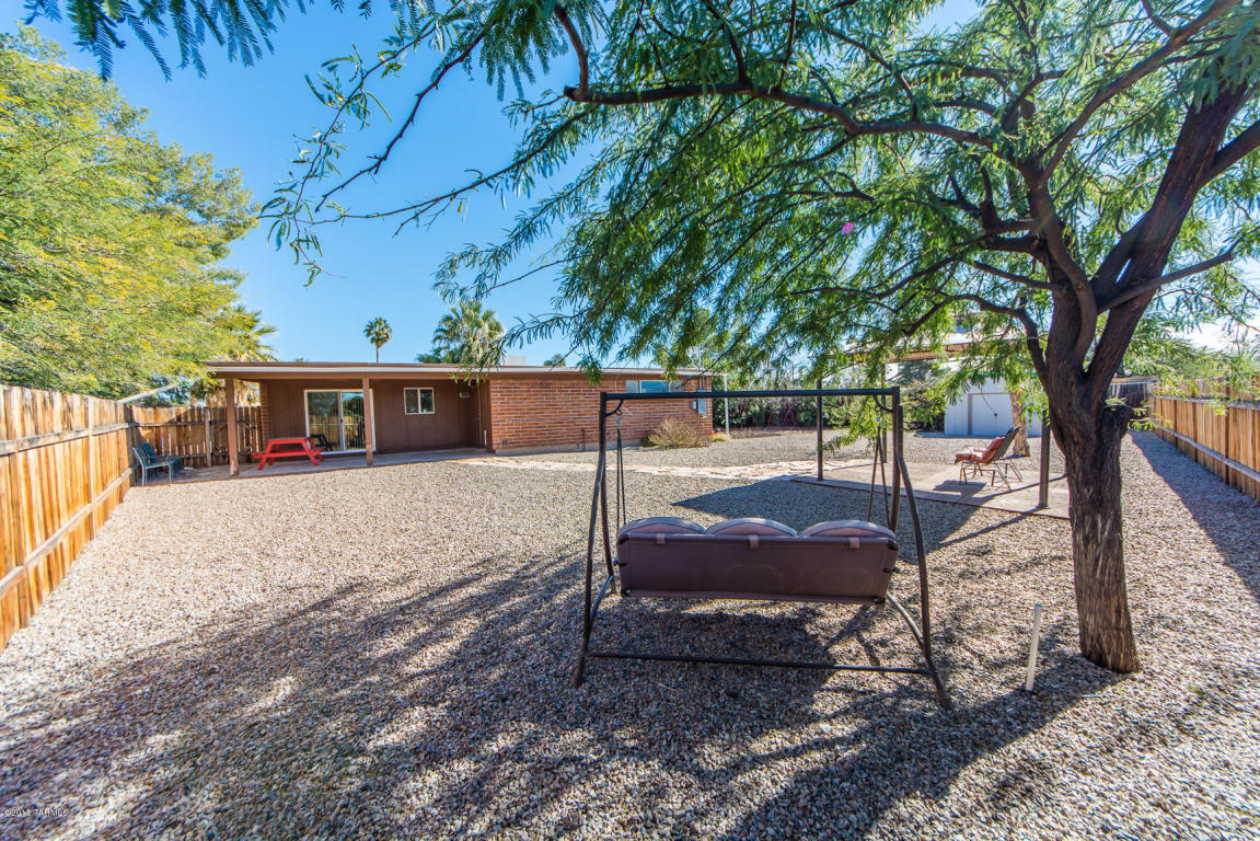 8026 E 18th Pl, Tucson, AZ 85710 photo 22