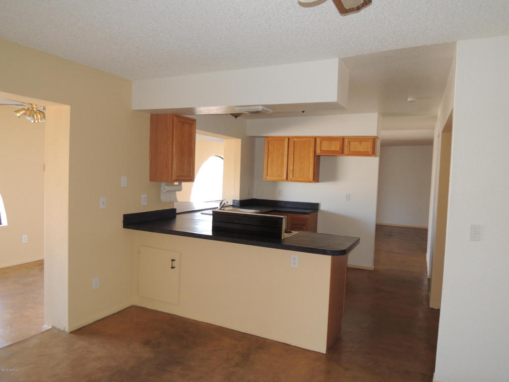 2115 E Pine St, Tucson, AZ 85706 photo 3