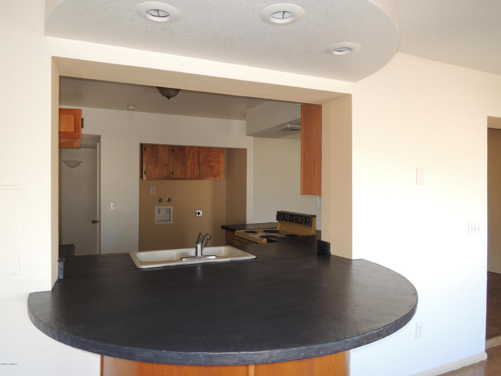 2115 E Pine St, Tucson, AZ 85706 photo 4