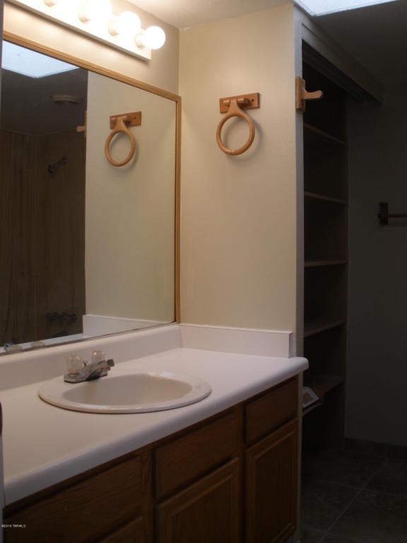 8618 E 4th St, Tucson, AZ 85710 photo 13