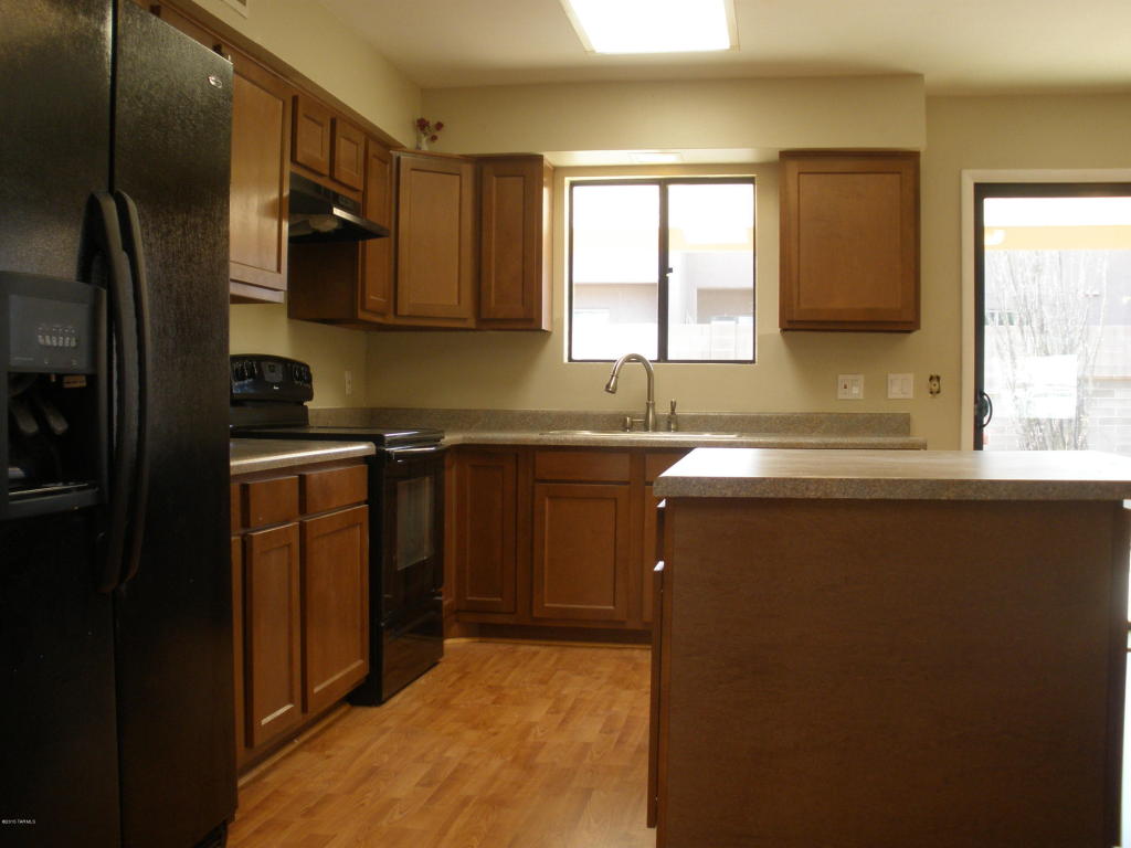 8618 E 4th St, Tucson, AZ 85710 photo 6