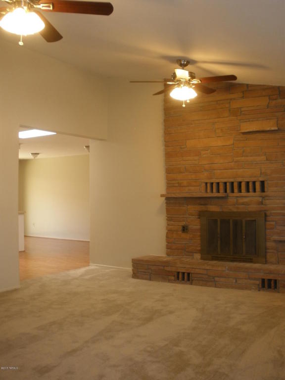 8618 E 4th St, Tucson, AZ 85710 photo 5