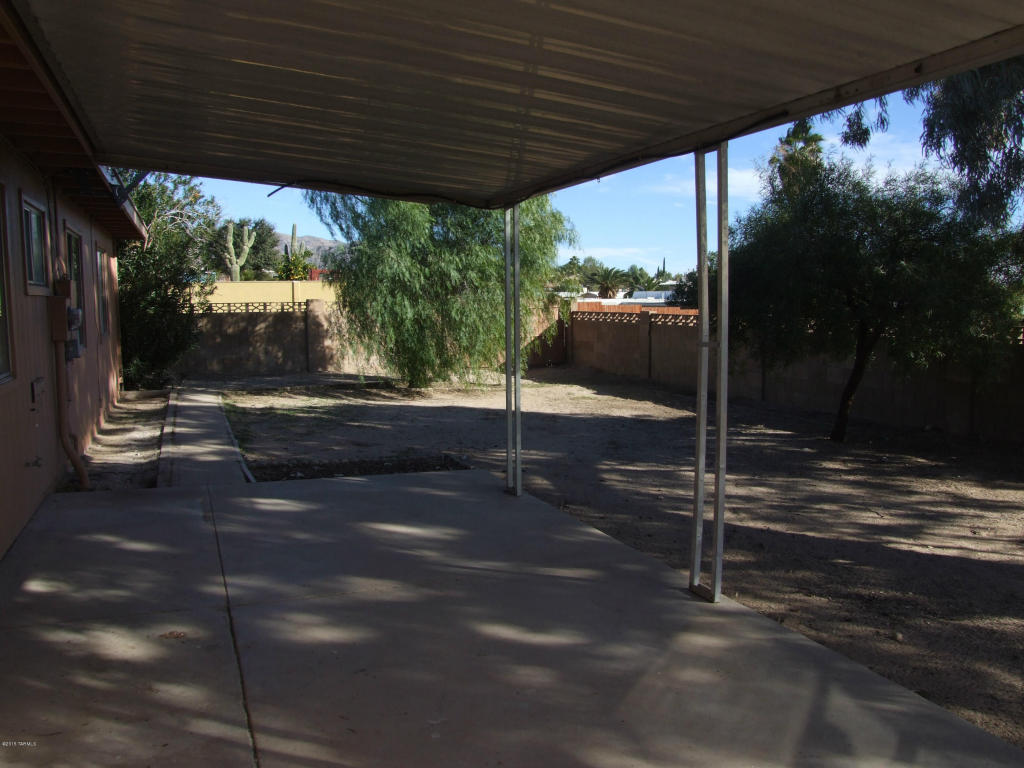 9780 E Celeste Dr, Tucson, AZ 85730 photo 17