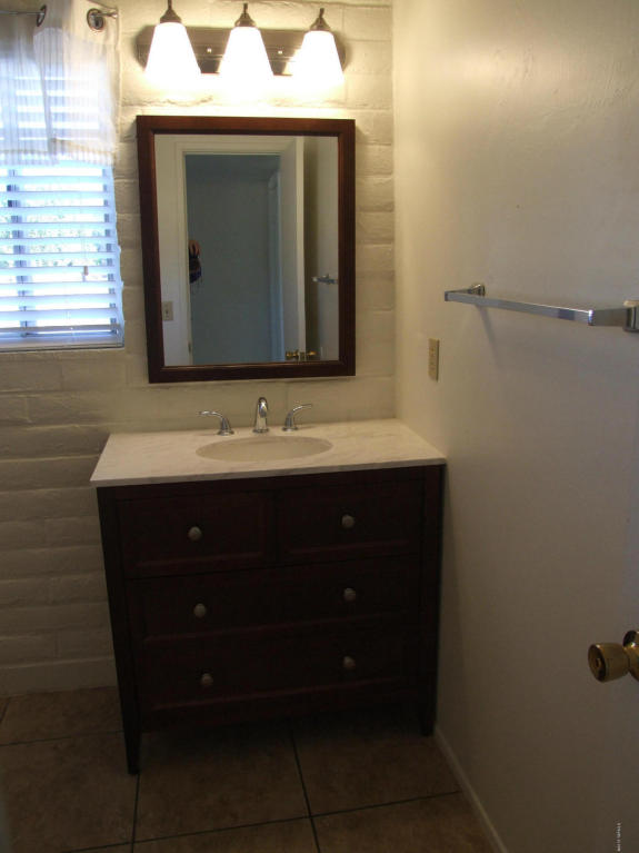9780 E Celeste Dr, Tucson, AZ 85730 photo 13