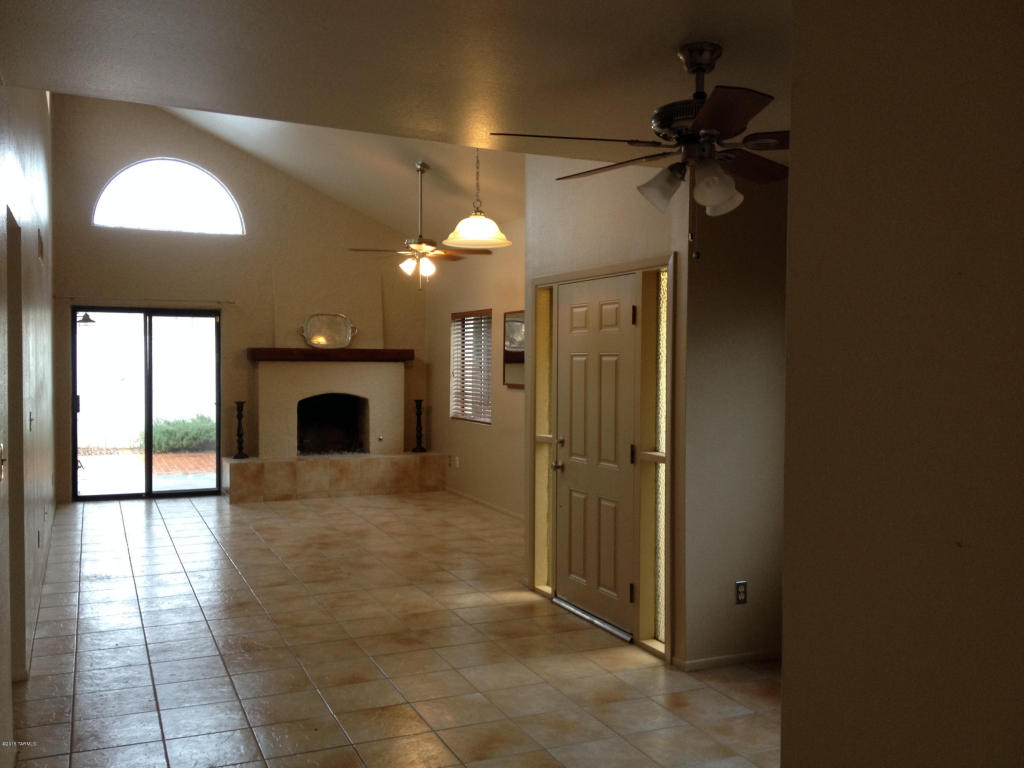 7560 E Via Cornucopia, Tucson, AZ 85715 photo 6