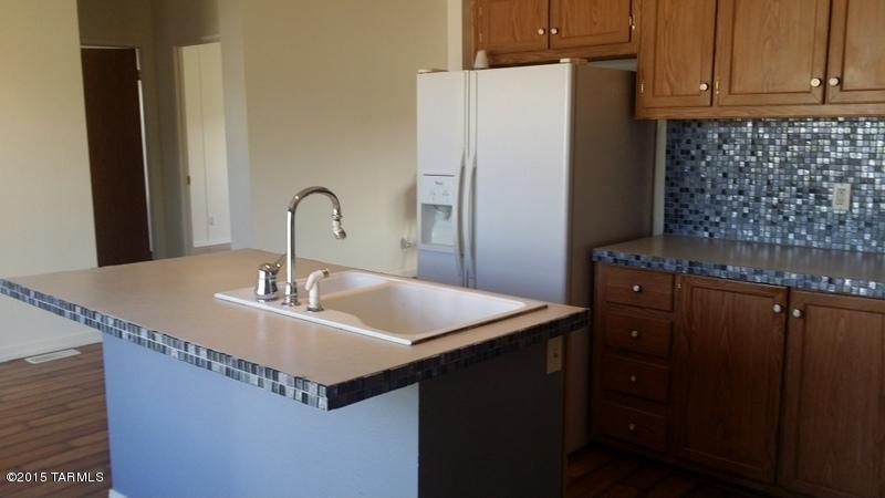 6236 E Thunder River Dr, Tucson, AZ 85756 photo 9