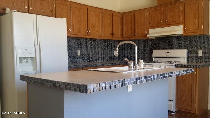 6236 E Thunder River Dr, Tucson, AZ 85756 photo 6