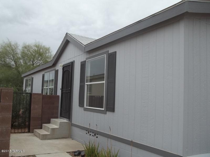6236 E Thunder River Dr, Tucson, AZ 85756 photo 2