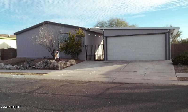 6236 E Thunder River Dr, Tucson, AZ 85756 photo 1