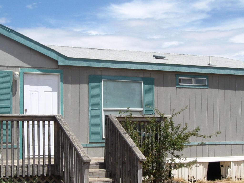 740 N Taylor Rd, Willcox, AZ 85643 photo 2