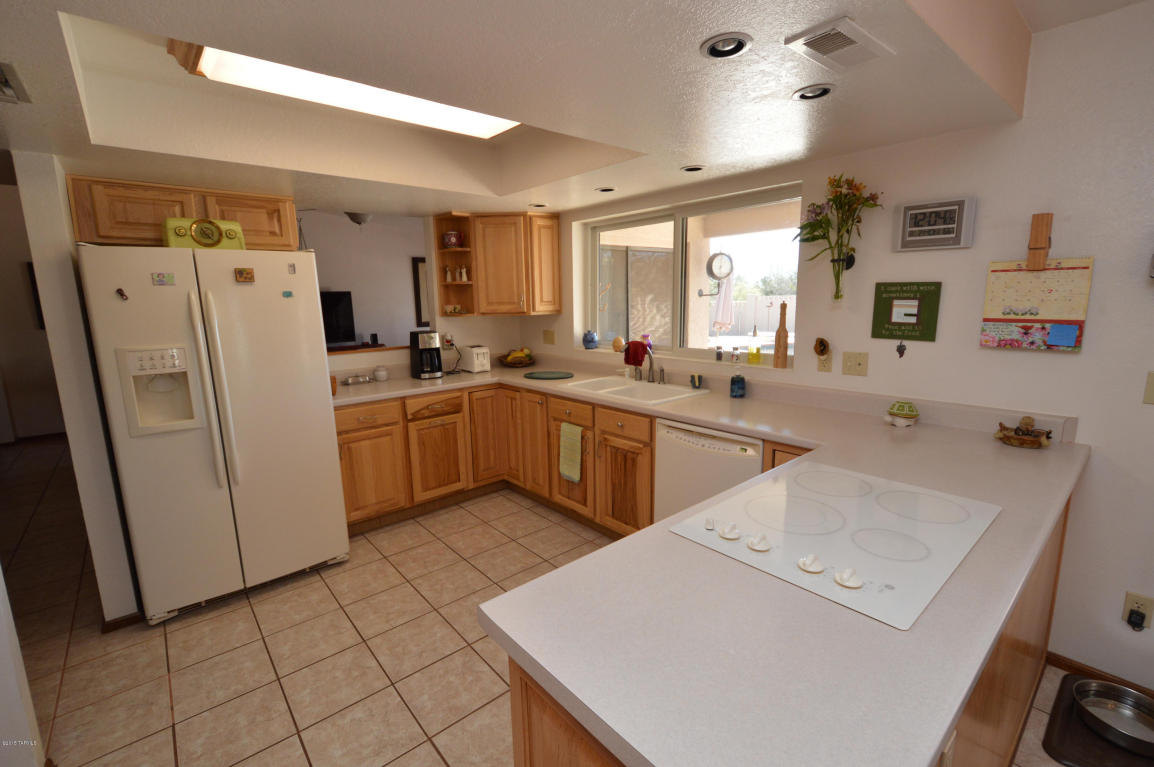 8898 E Saddleback Dr, Tucson, AZ 85749 photo 6