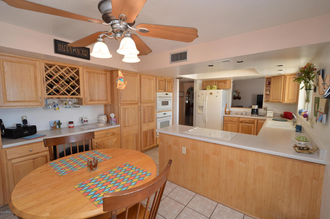 8898 E Saddleback Dr, Tucson, AZ 85749 photo 7
