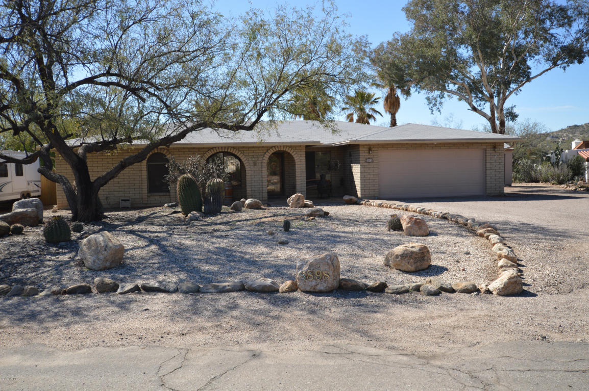 8898 E Saddleback Dr, Tucson, AZ 85749 photo 1
