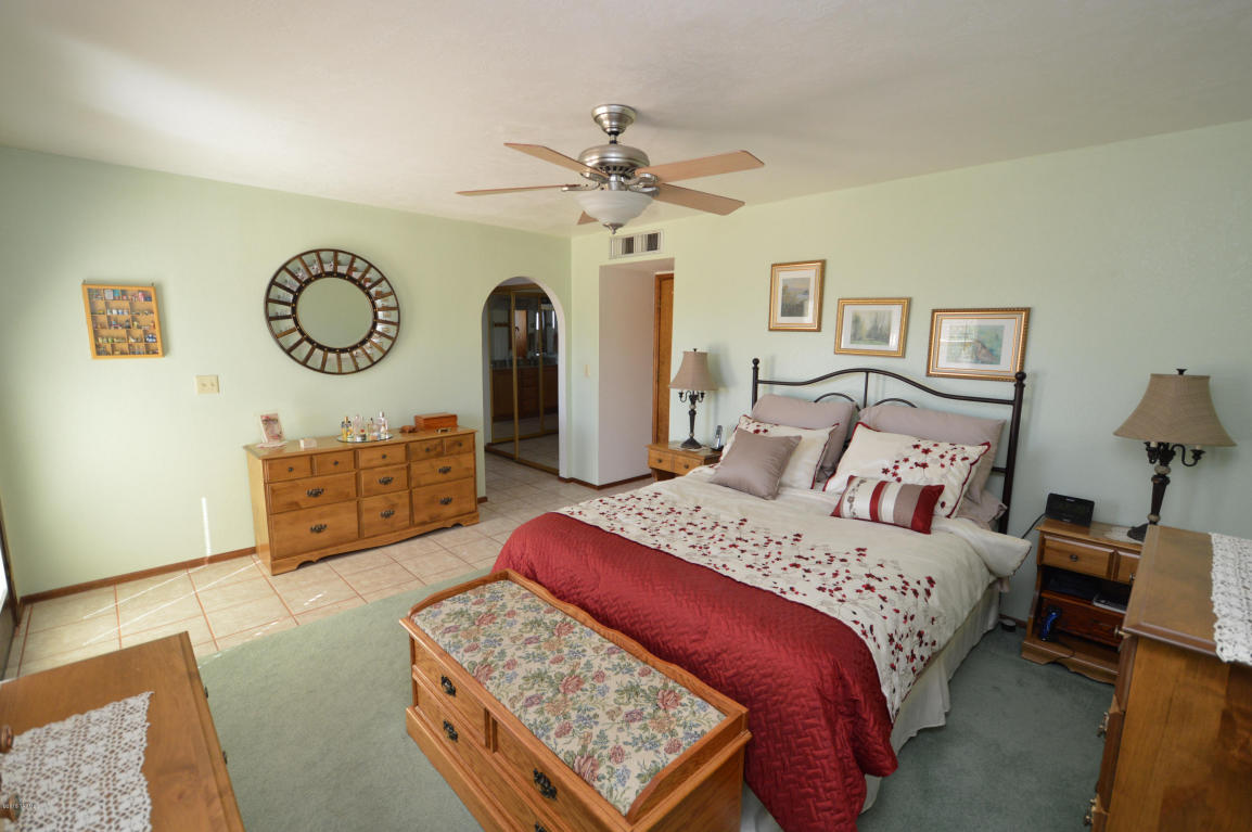 8898 E Saddleback Dr, Tucson, AZ 85749 photo 17