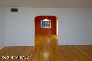 2031 E Spring St, Tucson, AZ 85719 photo 6