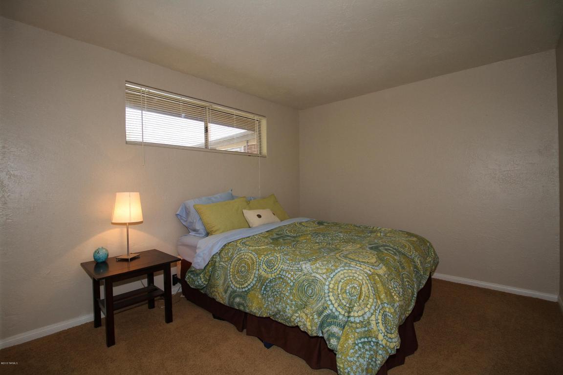 7457 Eli Dr, Tucson, AZ 85710 photo 18