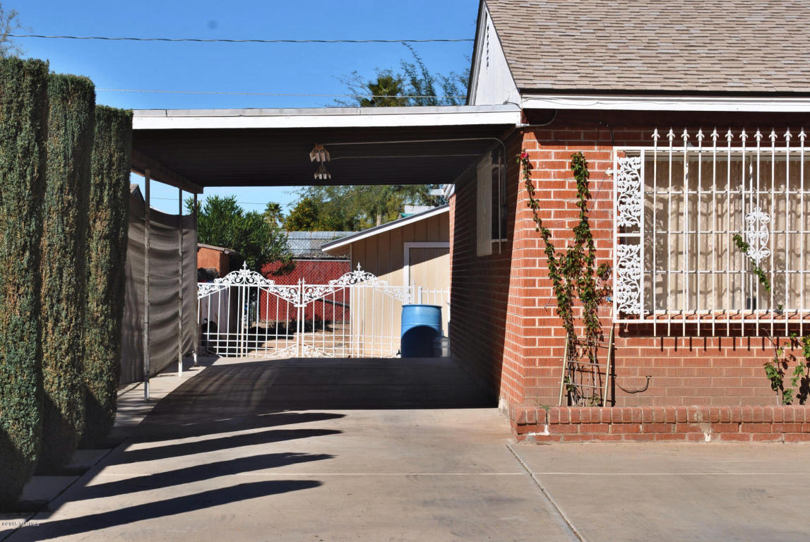409 E Knox Dr, Tucson, AZ 85705 photo 2