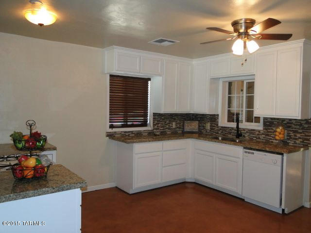 3320 E Lee St, Tucson, AZ 85716 photo 4