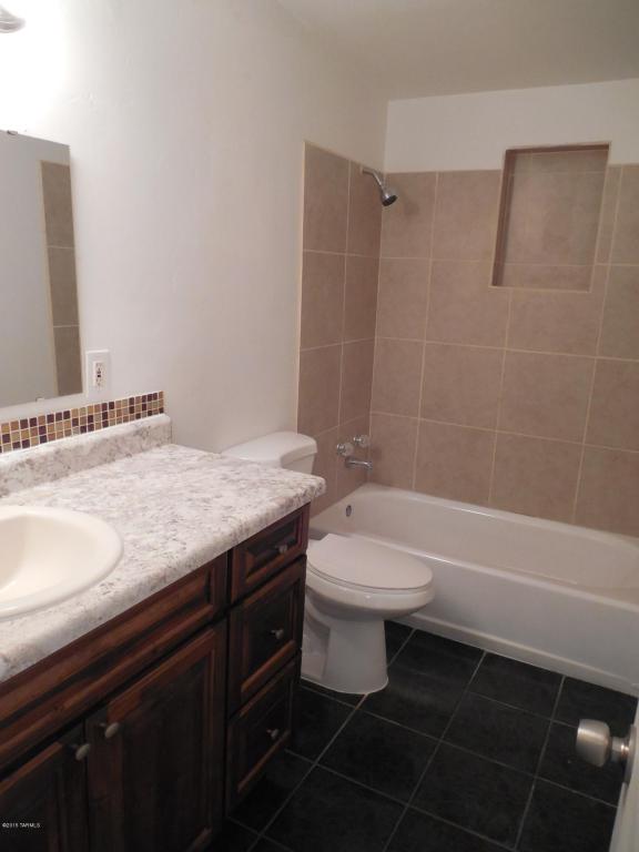 1 E Inez St, Tucson, AZ 85756 photo 14