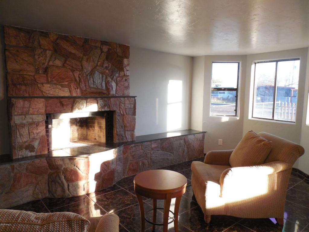 1 E Inez St, Tucson, AZ 85756 photo 5