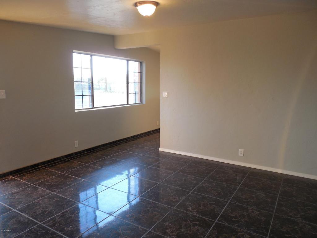 1 E Inez St, Tucson, AZ 85756 photo 6