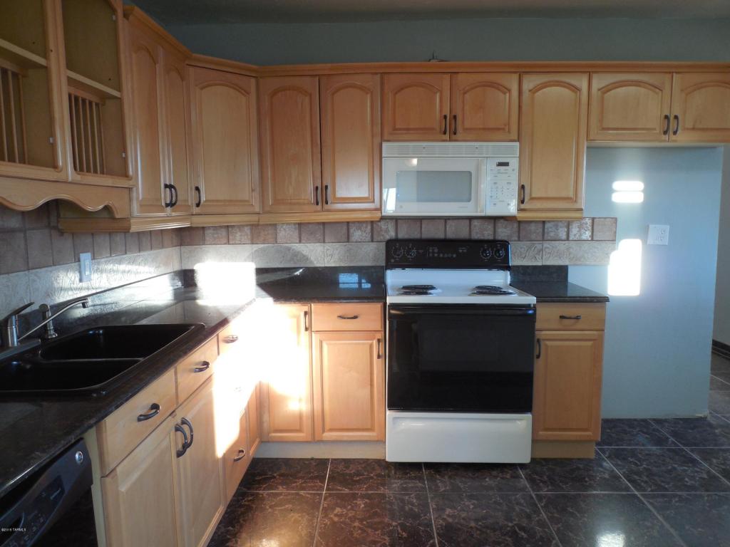 1 E Inez St, Tucson, AZ 85756 photo 9