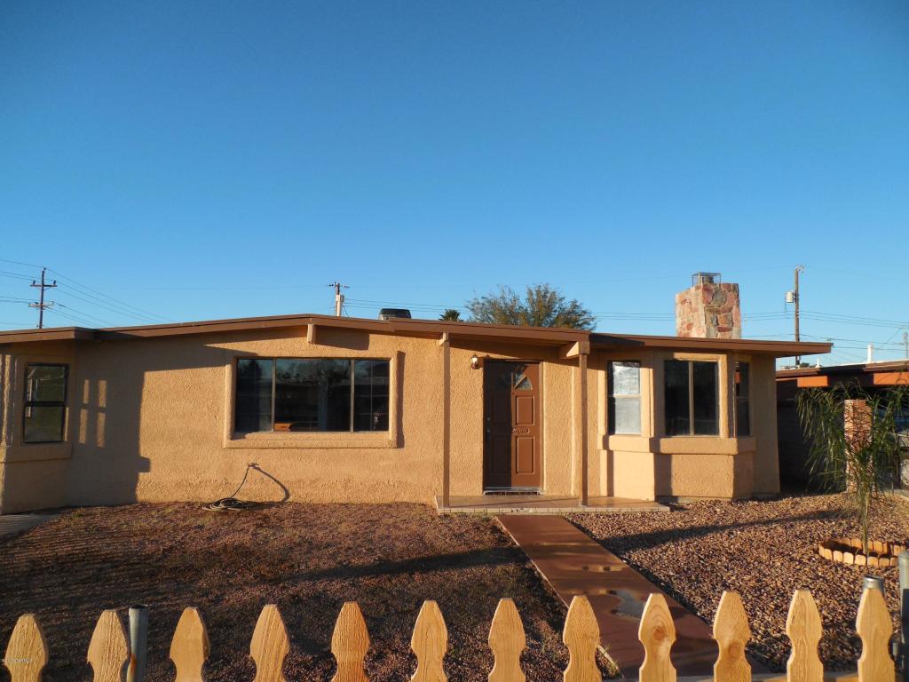 1 E Inez St, Tucson, AZ 85756 photo 3