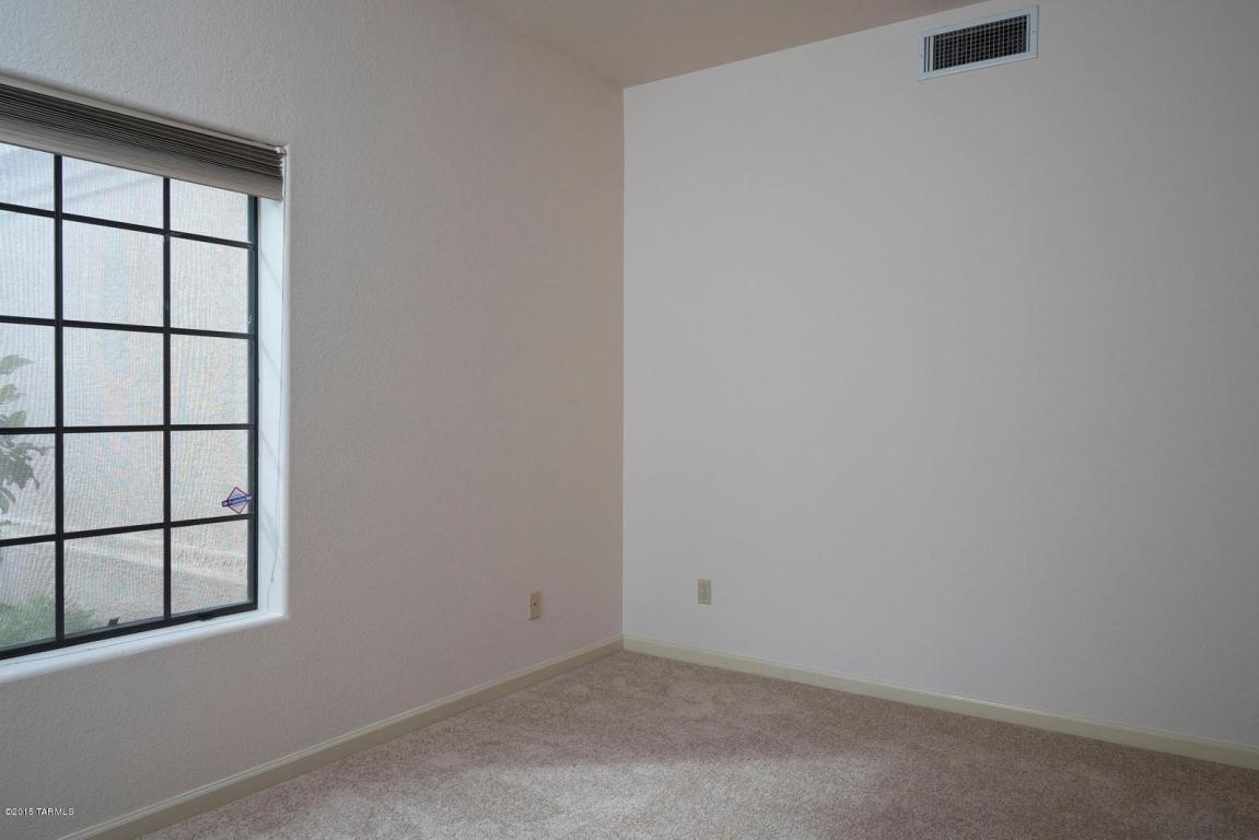 7331 E Springcrest Dr, Tucson, AZ 85715 photo 12