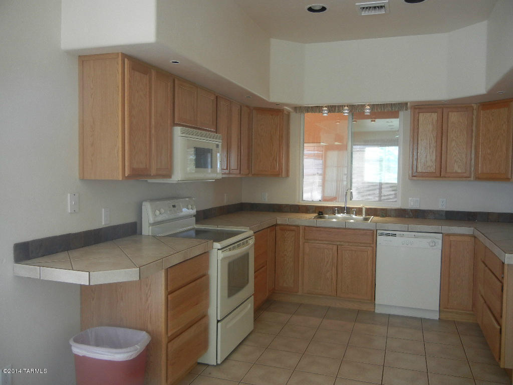 918 E Pinon Pl, Pearce, AZ 85625 photo 24