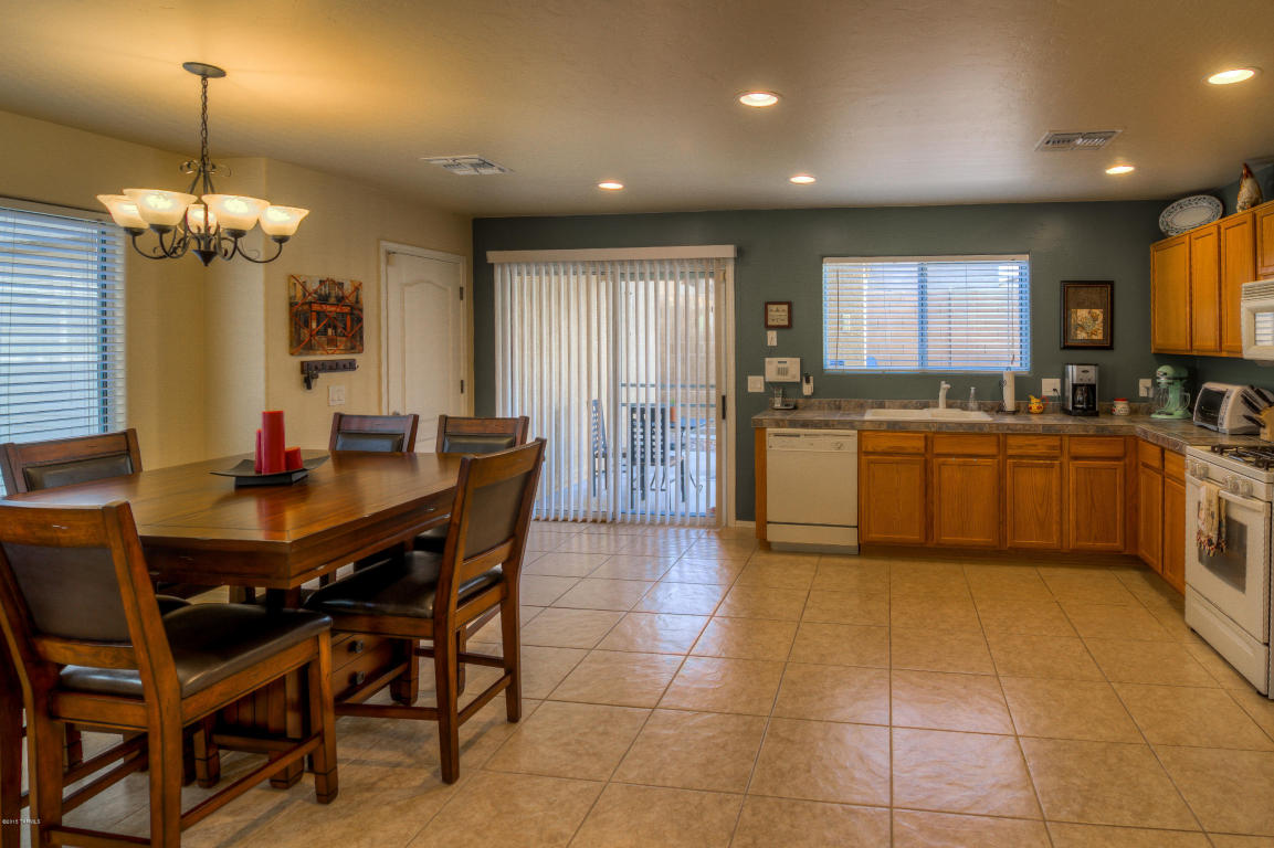 4168 E Babbling Brook Dr, Tucson, AZ 85712 photo 8