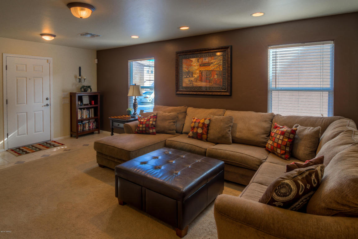 4168 E Babbling Brook Dr, Tucson, AZ 85712 photo 4