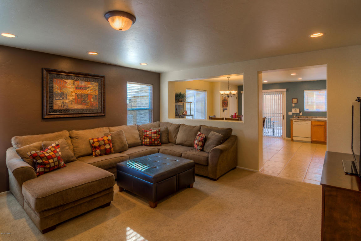 4168 E Babbling Brook Dr, Tucson, AZ 85712 photo 3