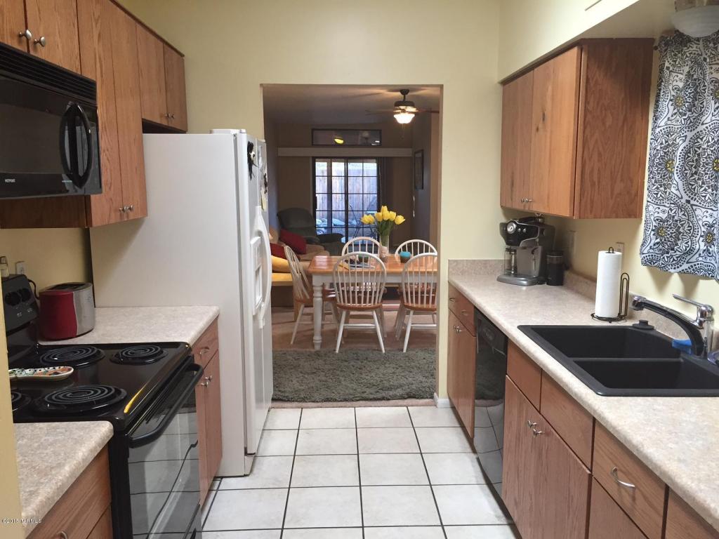 3352 E Popinac Loop, Tucson, AZ 85716 photo 6