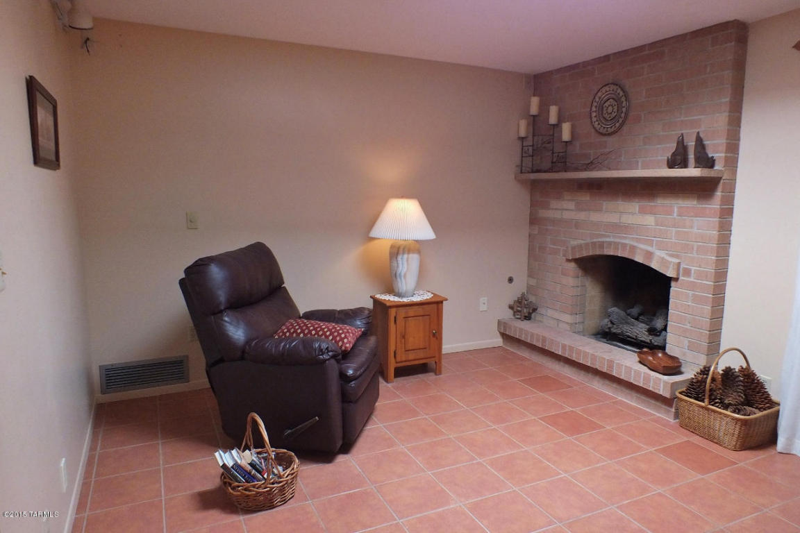 6035 Edison St, Tucson, AZ 85712 photo 8