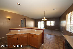 527 E Salt River Pl, Vail, AZ 85641 photo 5