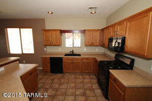 527 E Salt River Pl, Vail, AZ 85641 photo 7