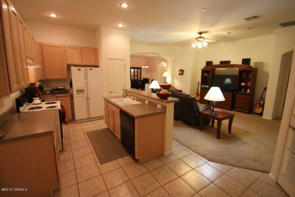 9834 E Wind Dancer Dr, Tucson, AZ 85748 photo 8