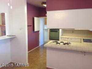 7256 E Montecito Dr, Tucson, AZ 85710 photo 2