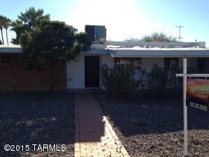 7256 E Montecito Dr, Tucson, AZ 85710 photo 3